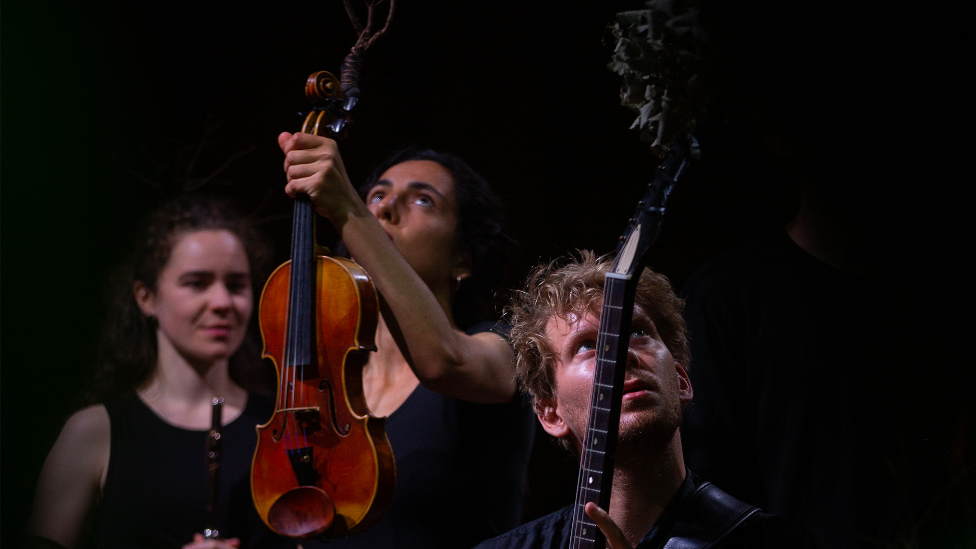 musicians of Stegreif - The Improvising Symphony Orchestra during a #bechange-performance