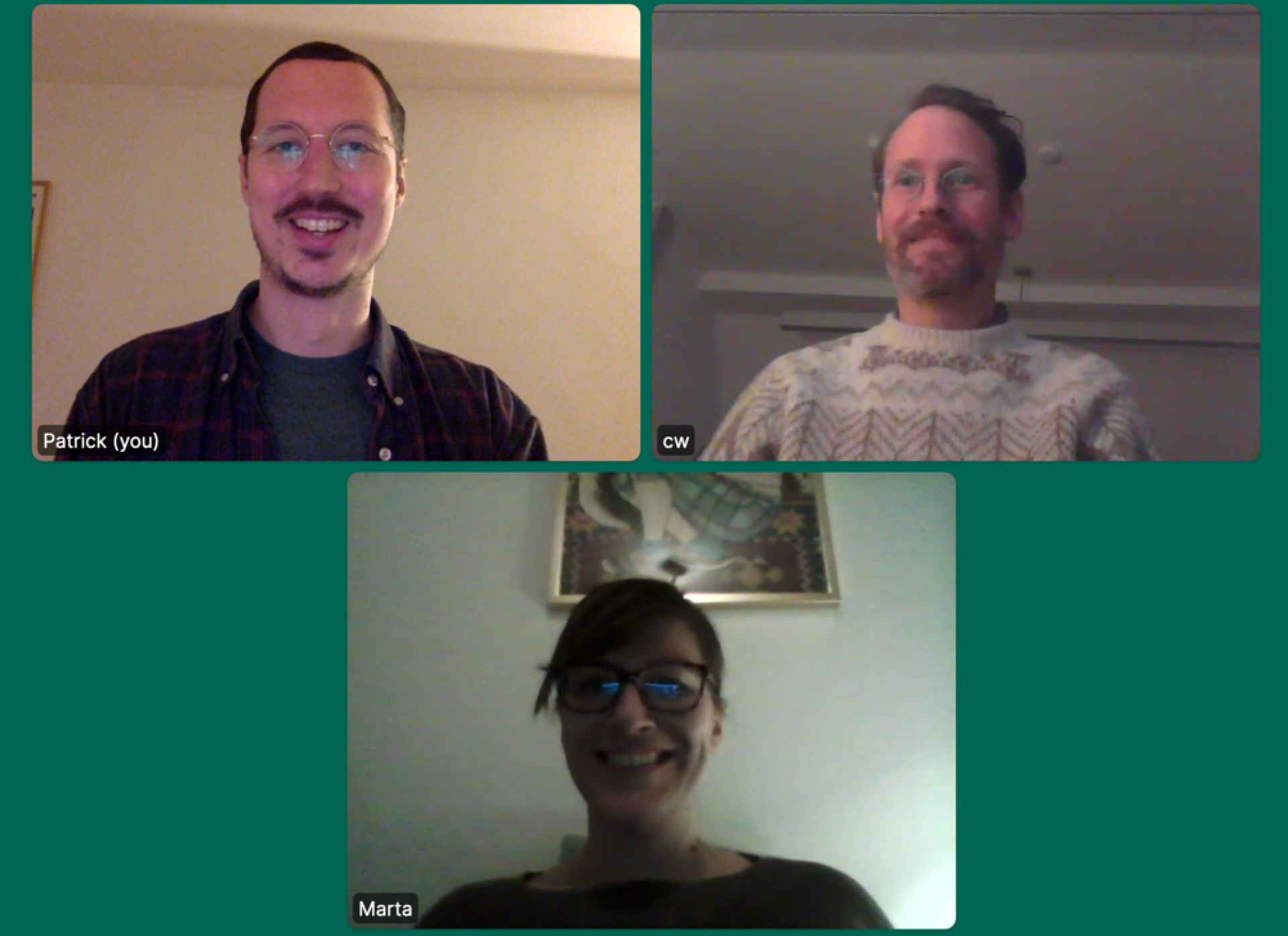 Screenshot des Zooms der drei Gesprächspartner*innen Christopher Williams, Marta Blažanović-Drefers und Patrick Klingenschmitt
