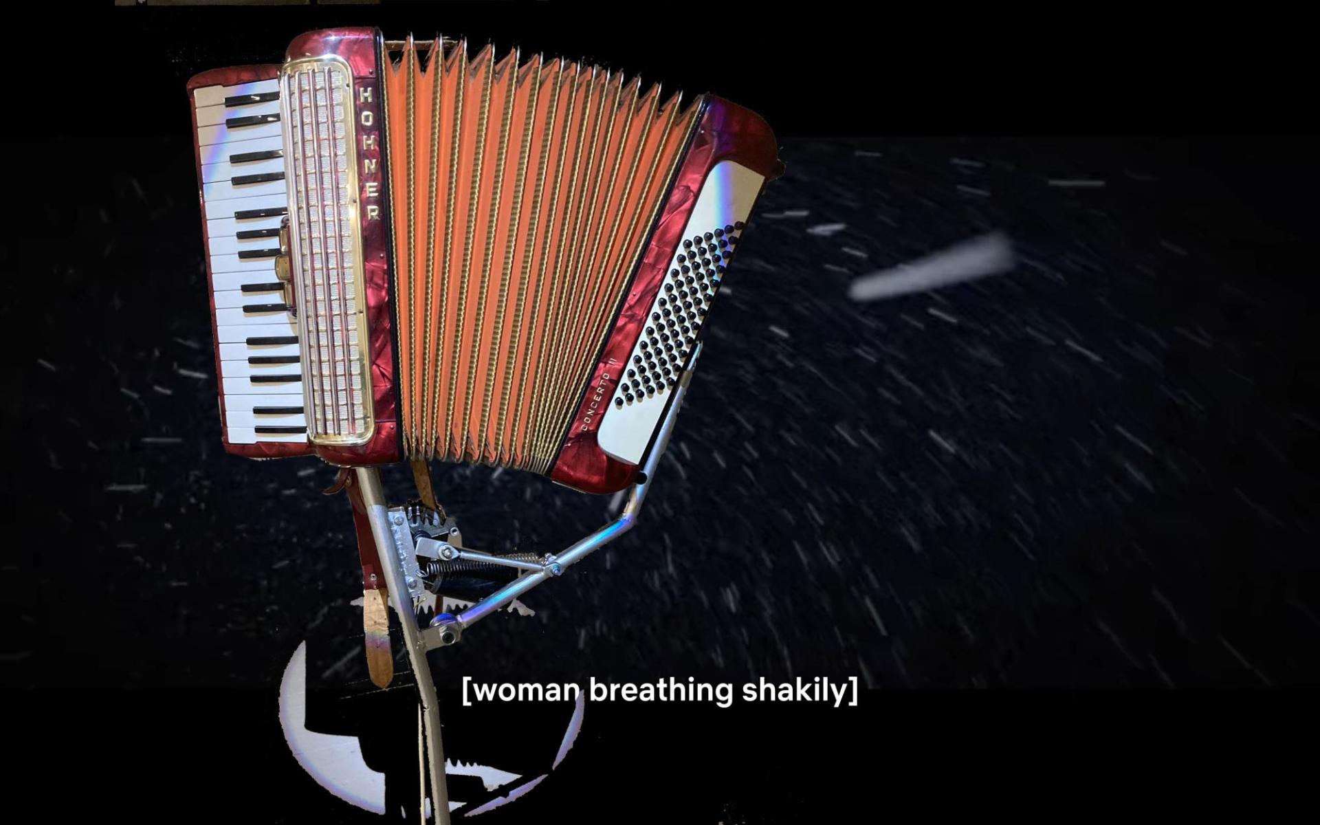 Mechanical accordeon with filmstill